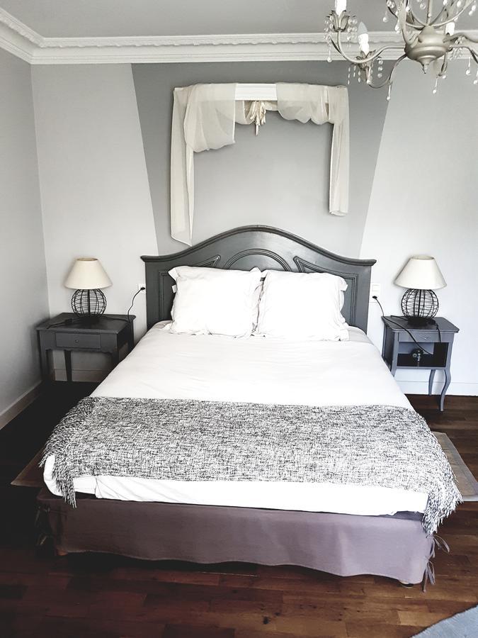 Chambres D'Hotes Les Ifs Montsurs Экстерьер фото